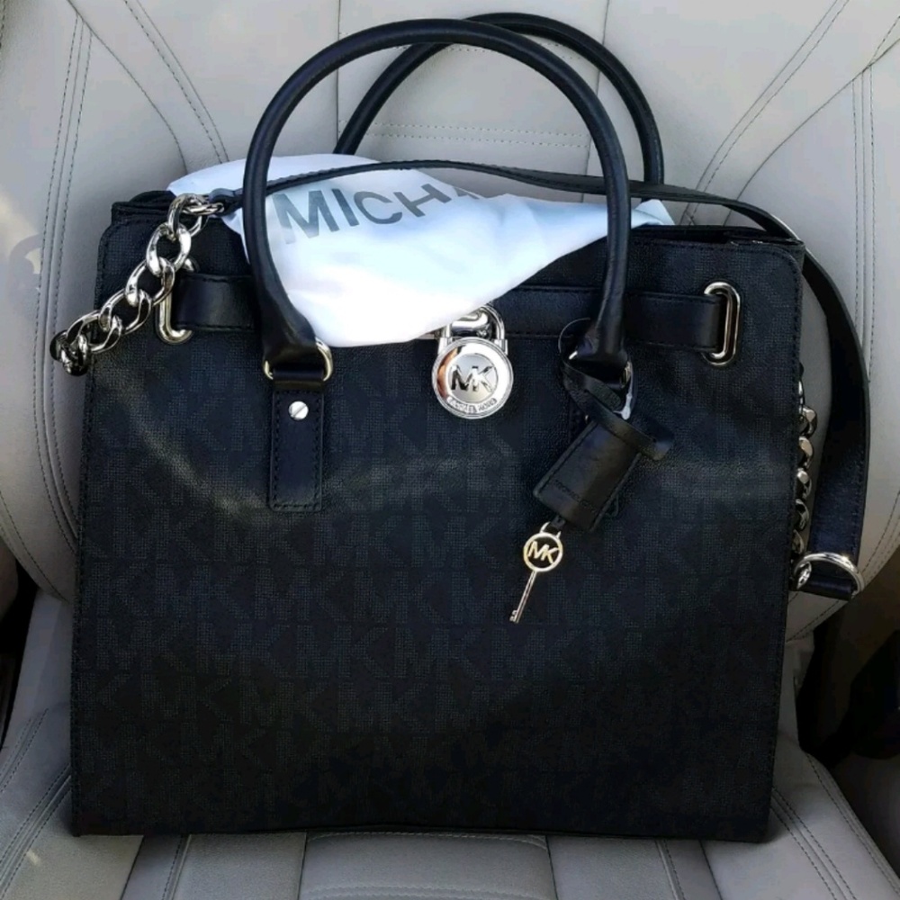 MICHAEL KORS SIGNATURE HAMILTON PVC LARGE TOTE BAG